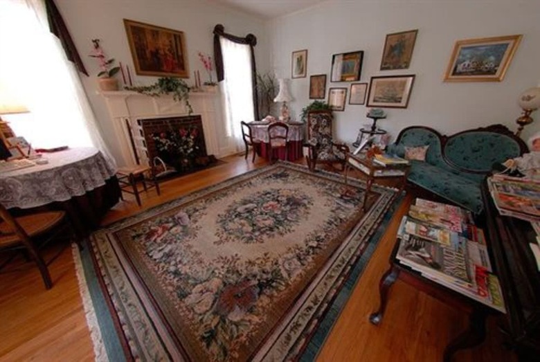 Carrier Houses Bed And Breakfast
