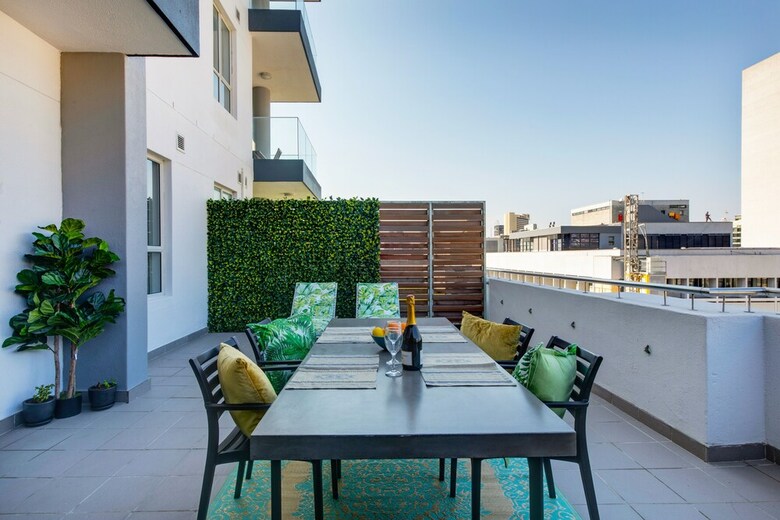 Luxury Table Mountain Balcony Apartment
