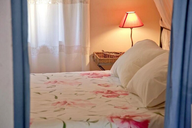 Studio In Robledillo de Gata, With Balcony And Wifi