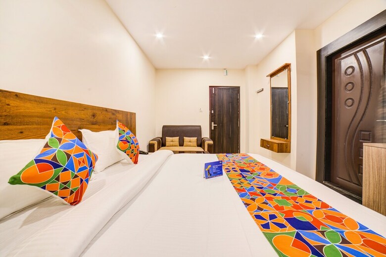 Fabhotel Spark Inn