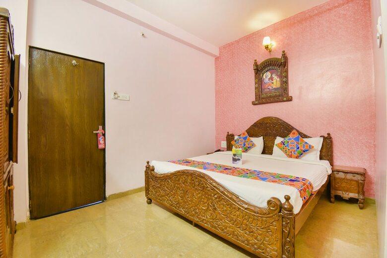 Fabhotel Paradise For You