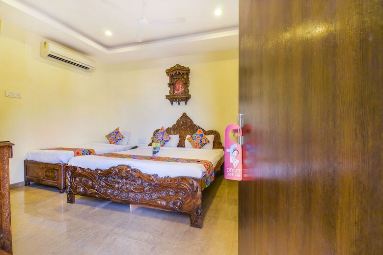 Fabhotel Paradise For You