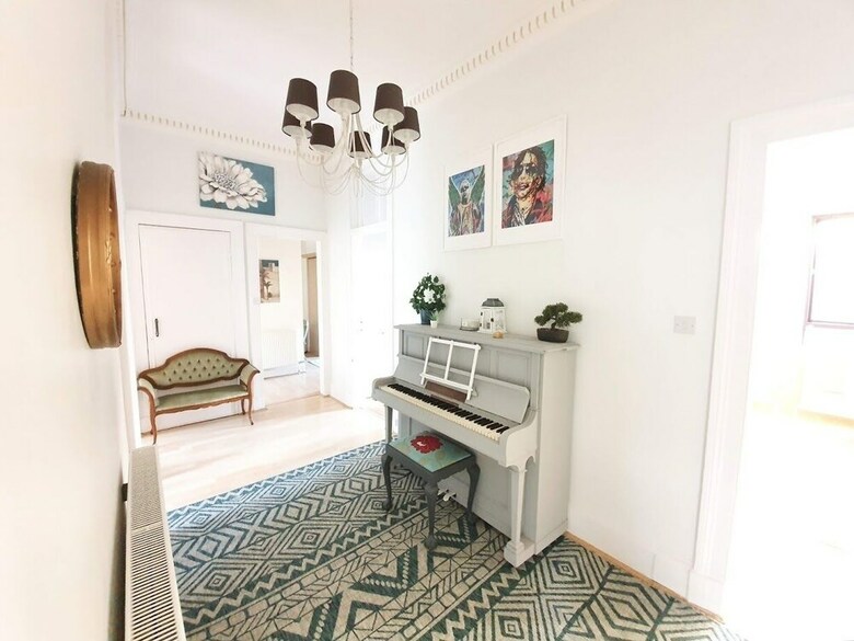 Spacious Apartment In Glasgow