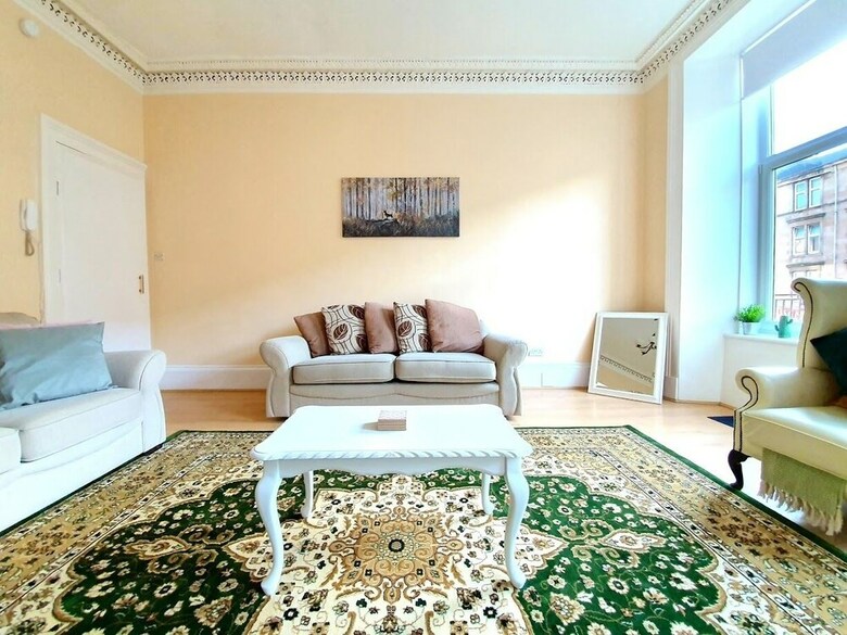 Spacious Apartment In Glasgow