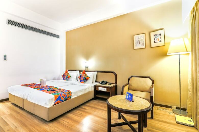 Fabhotel Prime Yuvraj Palace