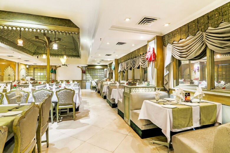 Fabhotel Prime Yuvraj Palace