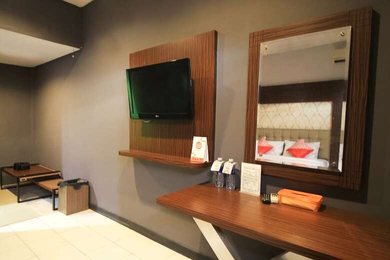 Oyo 1367 Damon Butik Hotel