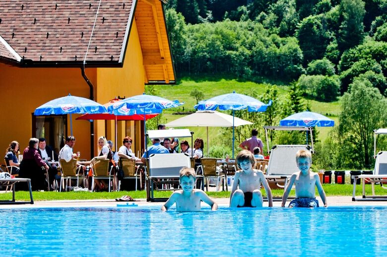 Happy Camp In Camping Bella Austria