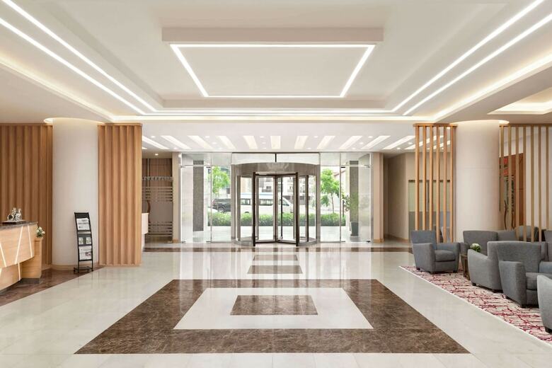 Hotel Ramada By Wyndham Dubai Deira