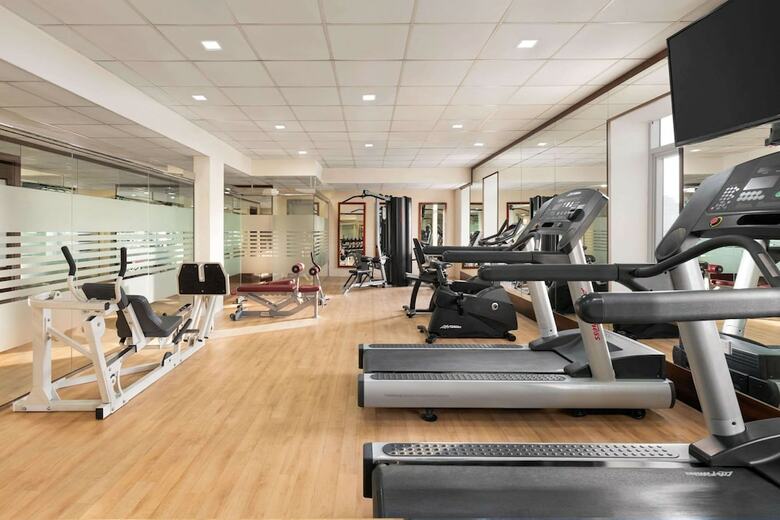 Hotel Ramada By Wyndham Dubai Deira