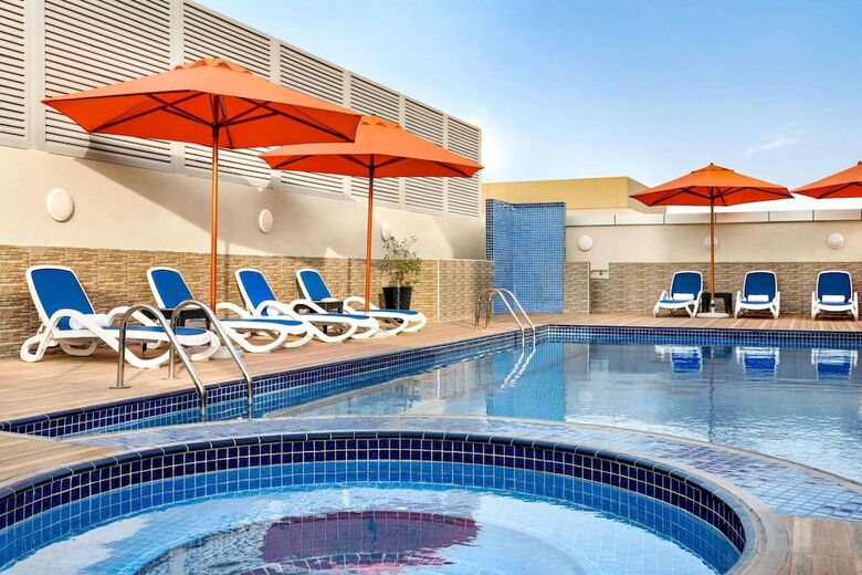 Hotel Ramada By Wyndham Dubai Deira