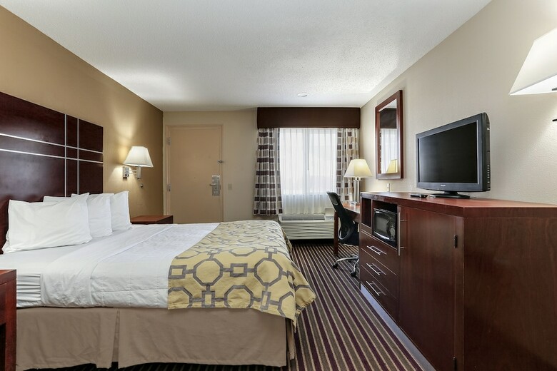 Hotel Baymont By Wyndham Bowling Green