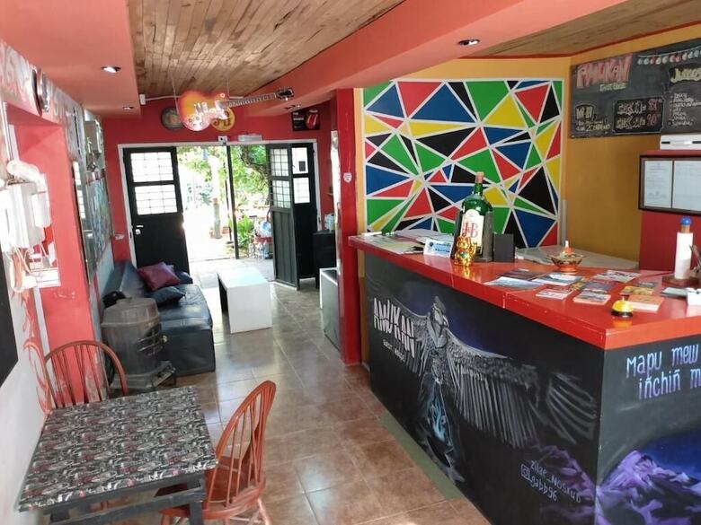 Hostal Amukan Guest House - Hostel