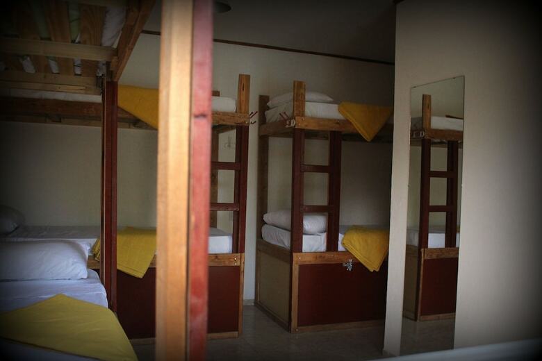 Hostal Amukan Guest House - Hostel