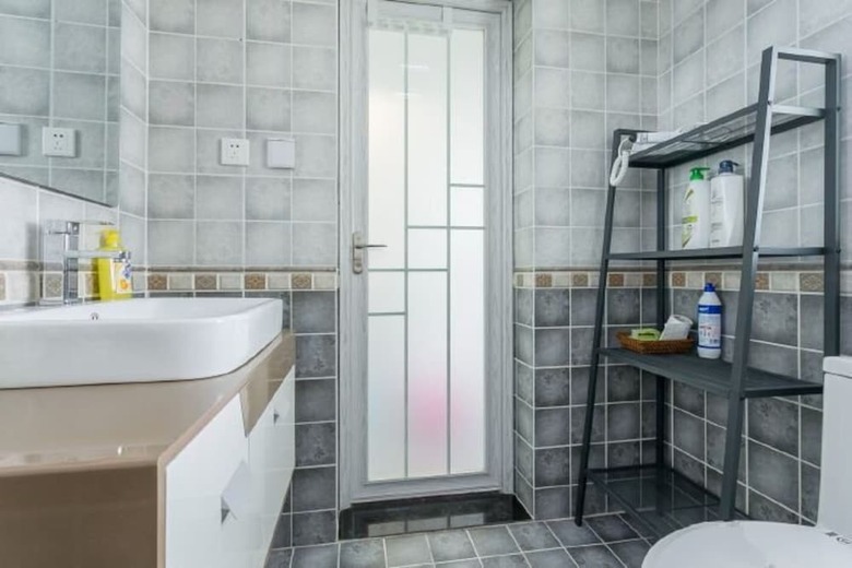 Hotel Le Tu Community