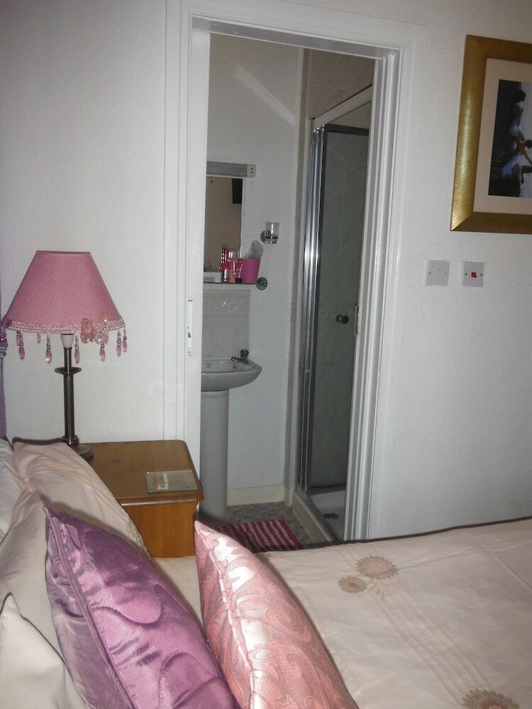 Bed & Breakfast The Balmoral Guest House