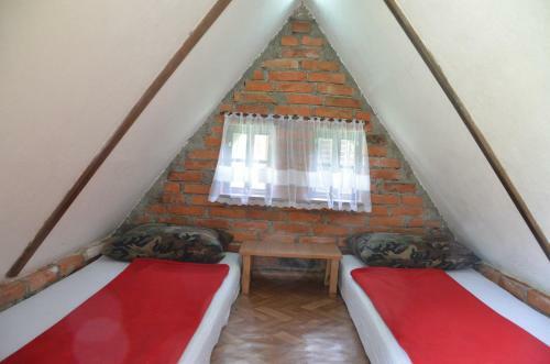Rooms And Apartments Neron