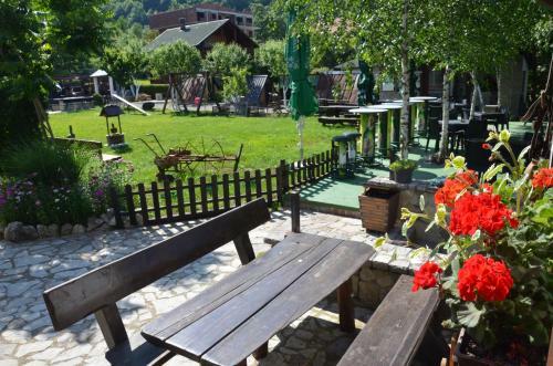 Rooms And Apartments Neron