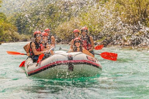 Hostal Rafting Center Drina Tara