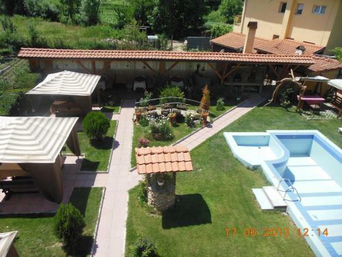 Sharkov Family Hotel
