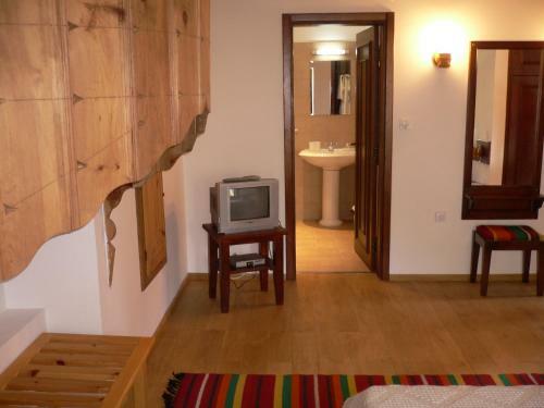Hostal Complex Kosovo Houses
