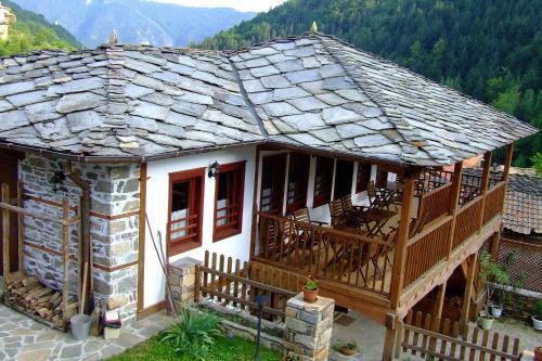 Hostal Complex Kosovo Houses