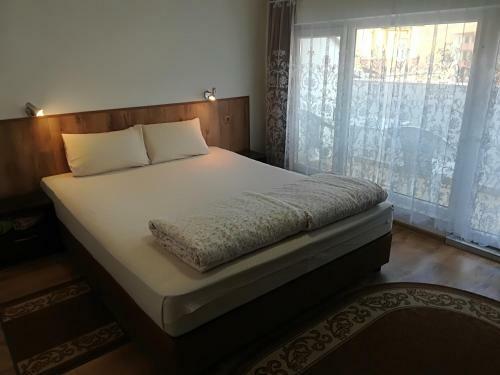 Hostal Family Hotel May