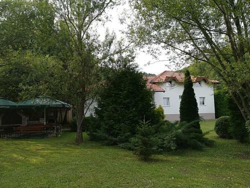 Hostal Villa Nana