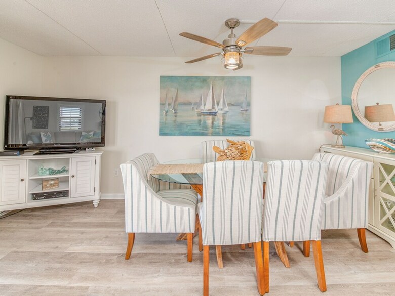 Ocean Breeze West 301