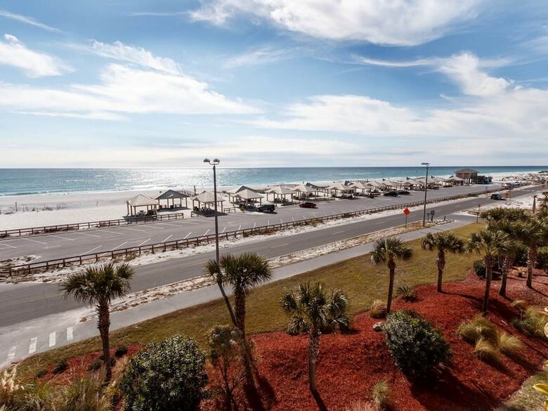 Palm Beach Club 2-242