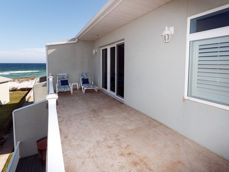 Sandy Beach - Pensacola Beach