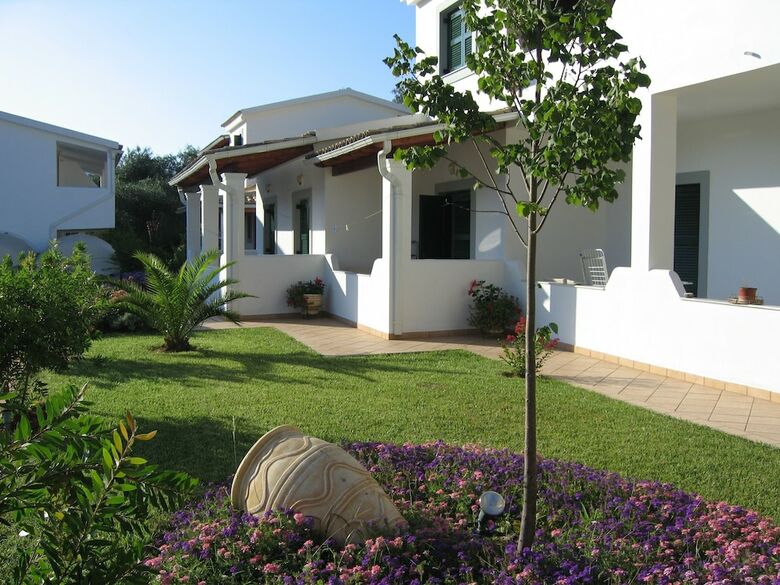 Hotel Paradise Inn