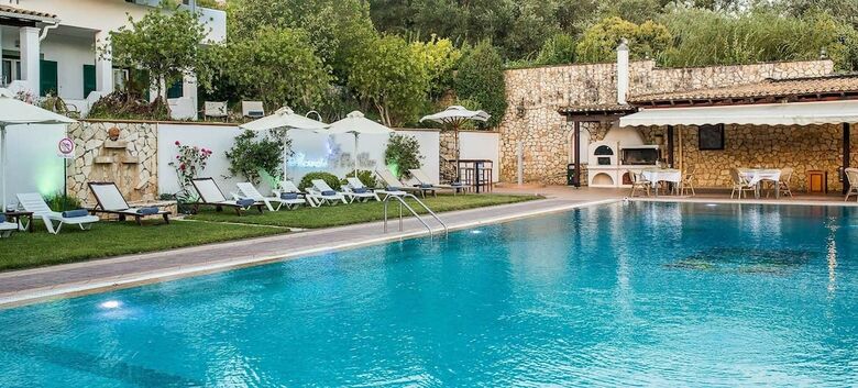 Hotel Paradise Inn