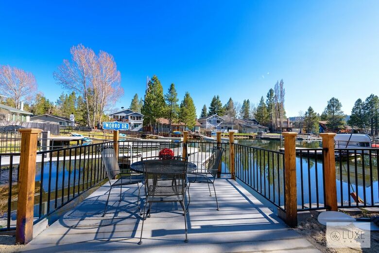 Mv25: Waterfront Tahoe Keys Home