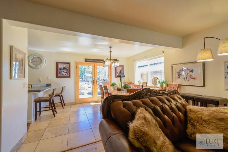 Mv25: Waterfront Tahoe Keys Home
