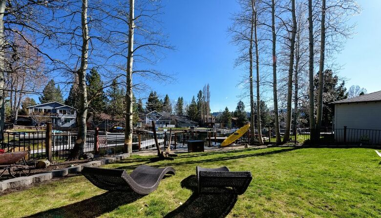 Mv25: Waterfront Tahoe Keys Home