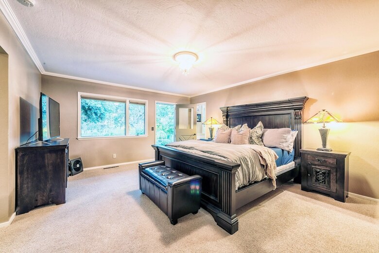 Lx47 Pebble Garden Retreat Large Home With Modern Kitchen