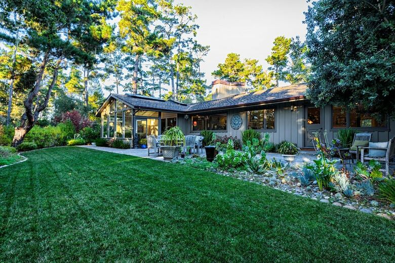 Lx47 Pebble Garden Retreat Large Home With Modern Kitchen