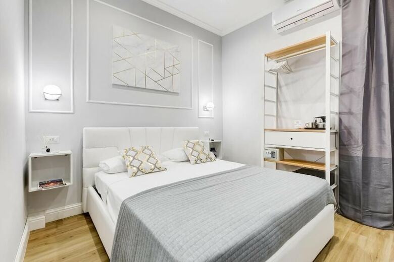 Hotel Opera Private Suites