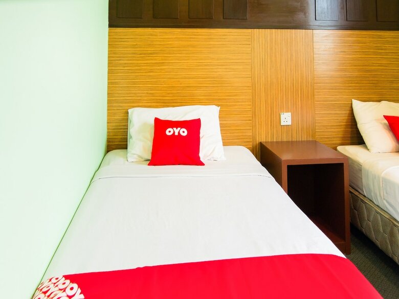 Oyo 89408 Royal Hotel