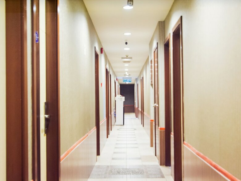 Oyo 89408 Royal Hotel