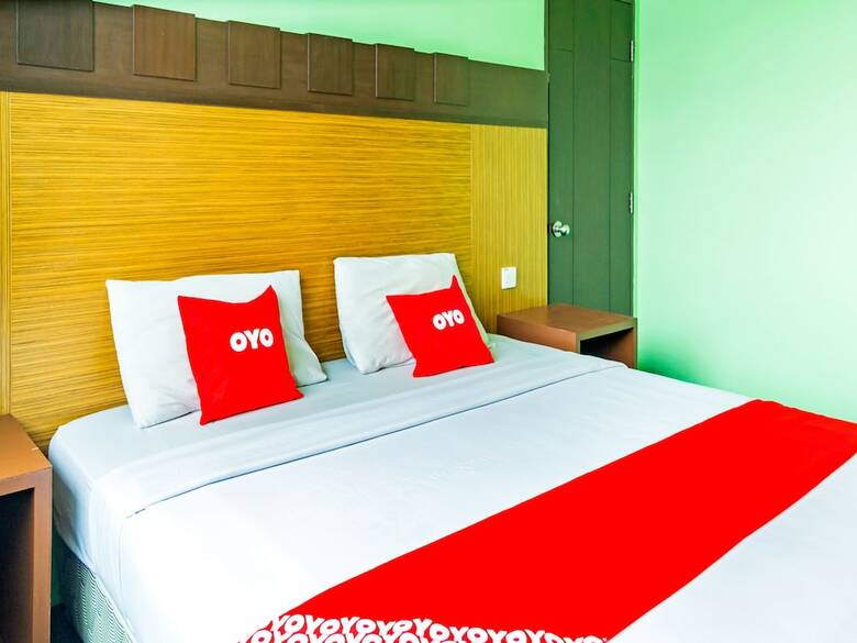 Oyo 89408 Royal Hotel