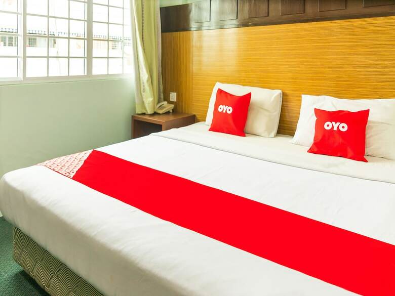 Oyo 89408 Royal Hotel