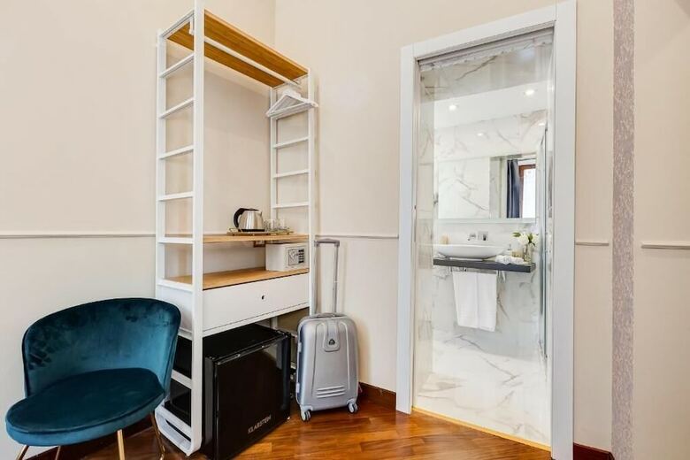 Hotel Trevi Private Suites
