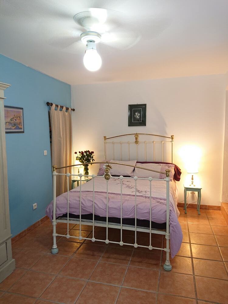 Hotel Les Montades Chambres D'h�tes