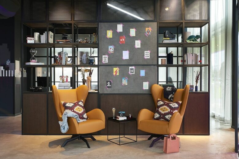 Hotel Moxy Birmingham Nec
