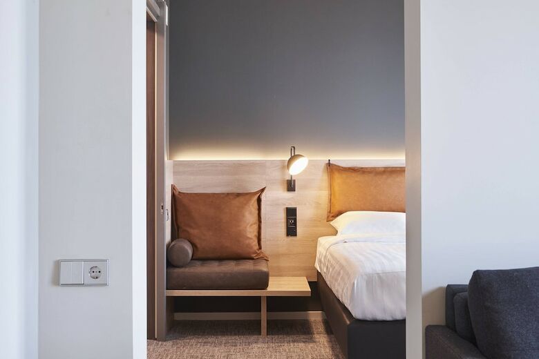 Hotel Moxy Birmingham Nec