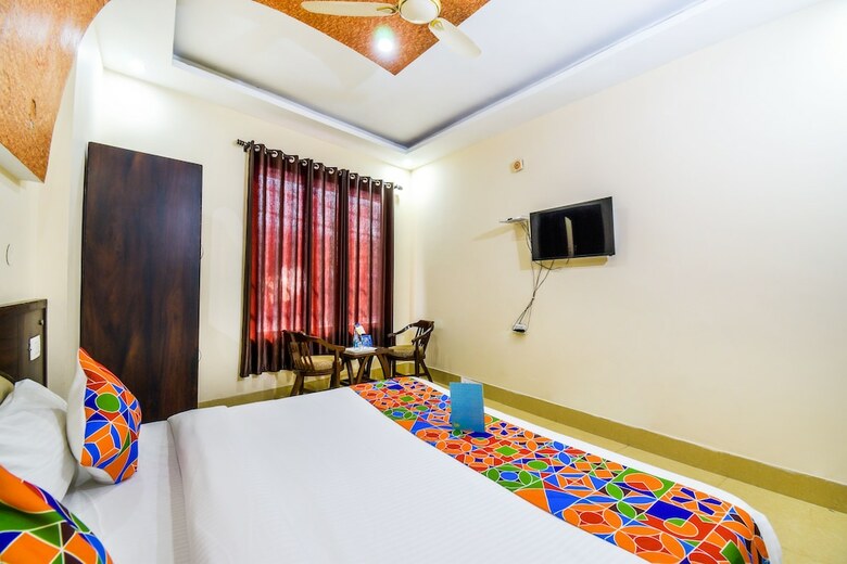 Fabhotel Js Regency