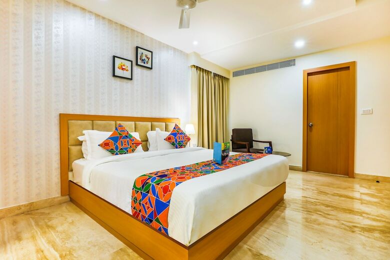 Fabhotel Capitol Suites
