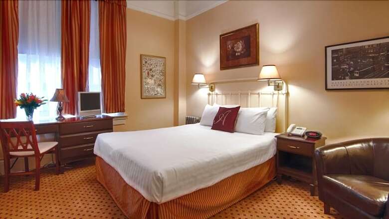 The Andrews Hotel